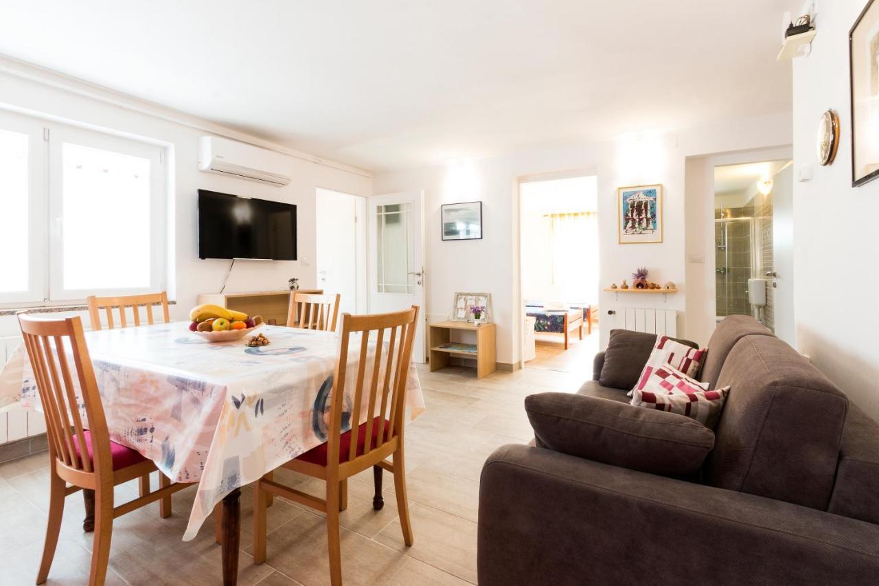 Apartment Katarina Pula Bagian luar foto